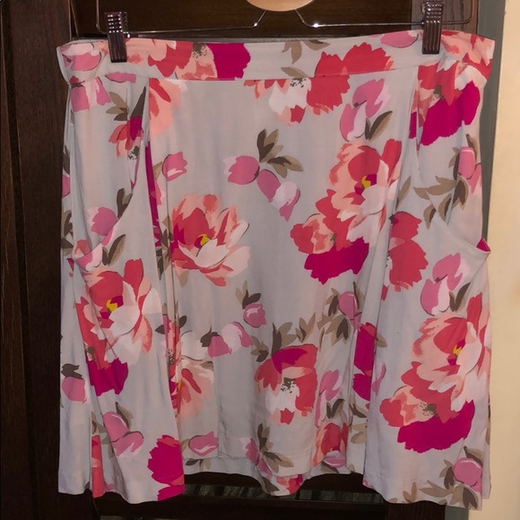 Old Navy Dresses & Skirts - Sky Blue floral skirt.